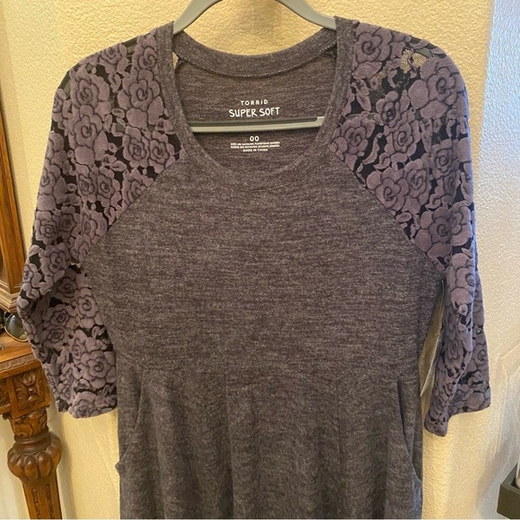 NWT~TORRID Super Soft Plush Gray Floral Sleeves Midi Dress Size 00 (M/L) - Picture 2 of 11